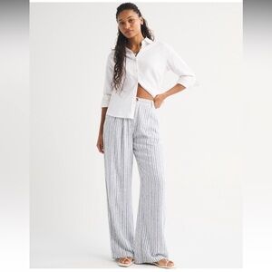 NWT A&F Sloane tailored pant